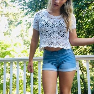Target / Mossimo Crochet Top / Crop Top. (XS)